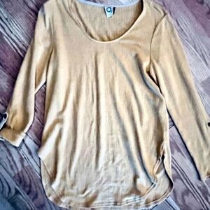 Anthropologie Akemi + Kin Long Sleeve Roll Tab Top Size Small Oversized